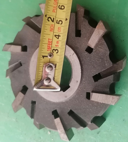 CORTADOR CON INSERTOS 2241-0159 0185 HSS D