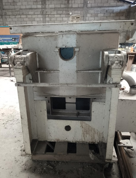 HORNOS DE INDUCCION AJAX HOLDING