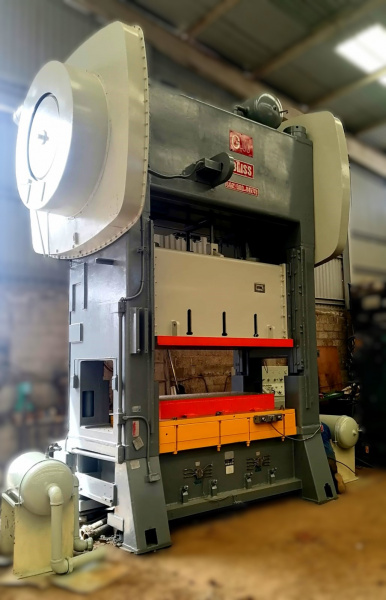 PRENSA BLISS 300 TON  84
