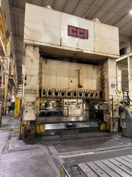 PRENSA MECANICA 600 TON X 144