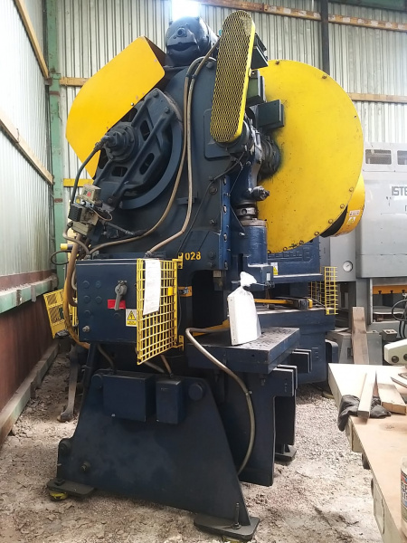 Troqueladora Verson 90 toneladas OBI