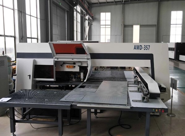 PUNZONADORA DE TORRETA AMD-357