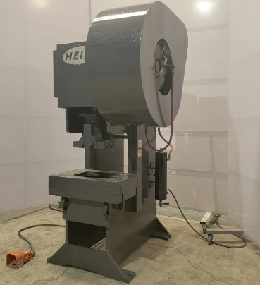 TROQUELADORA MECANICA 70 TONELADAS HEIM