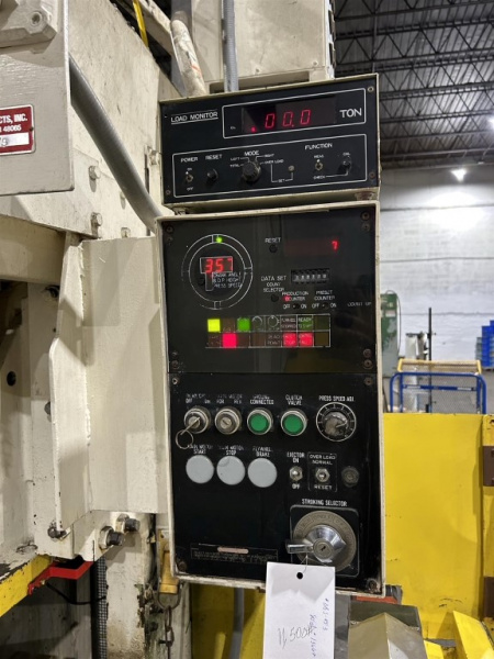 TROQUELADORA KOMATSU 45 TON